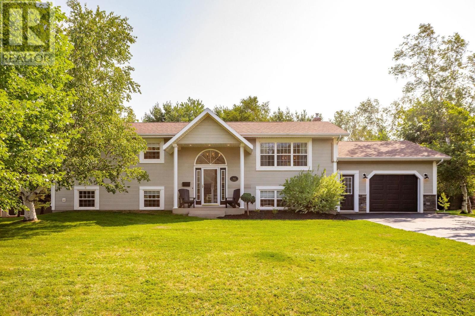 54 Anne Crescent, Stratford, Prince Edward Island