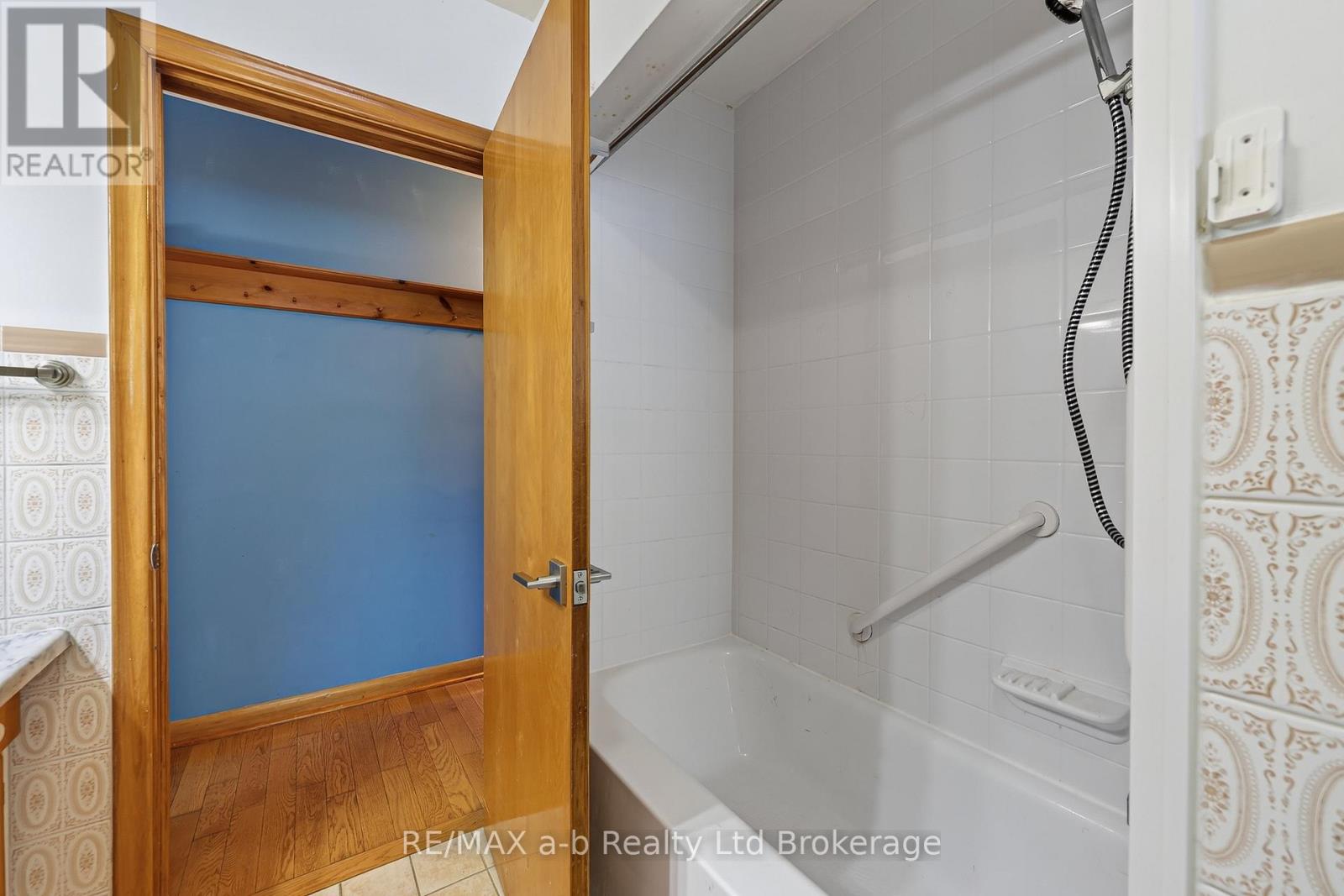 58 Victoria Street, Tillsonburg, Ontario  N4G 3Z7 - Photo 14 - X13492732