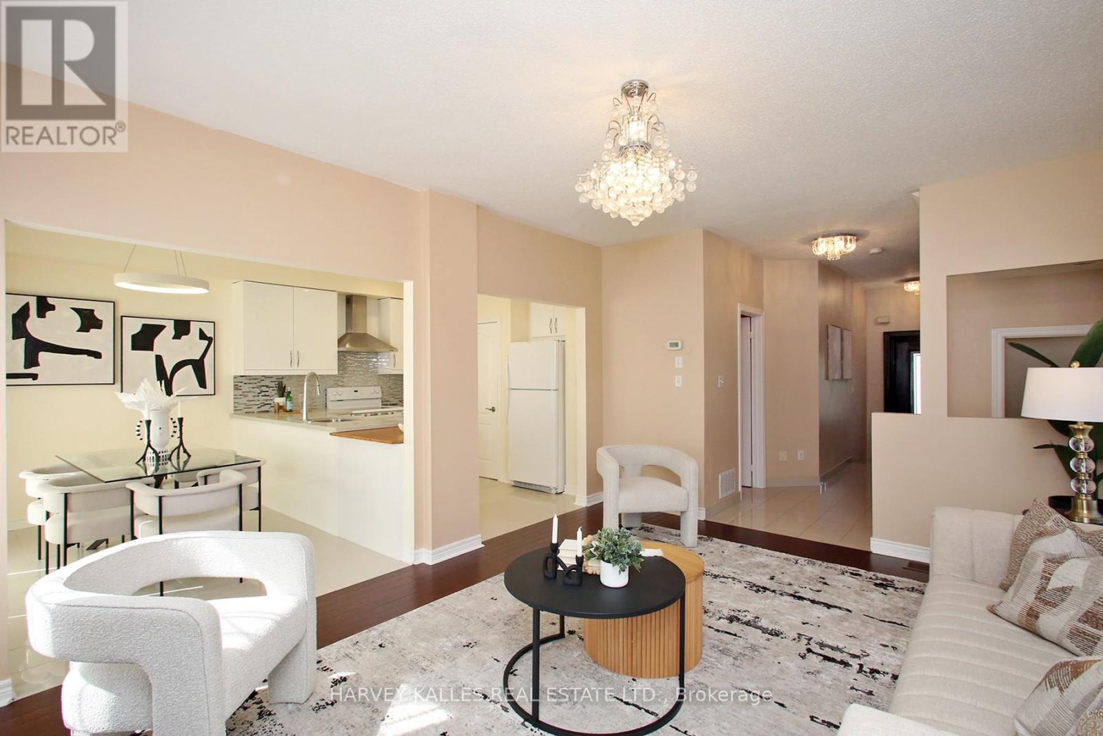 71 MCNALLY WAY, Aurora, Ontario