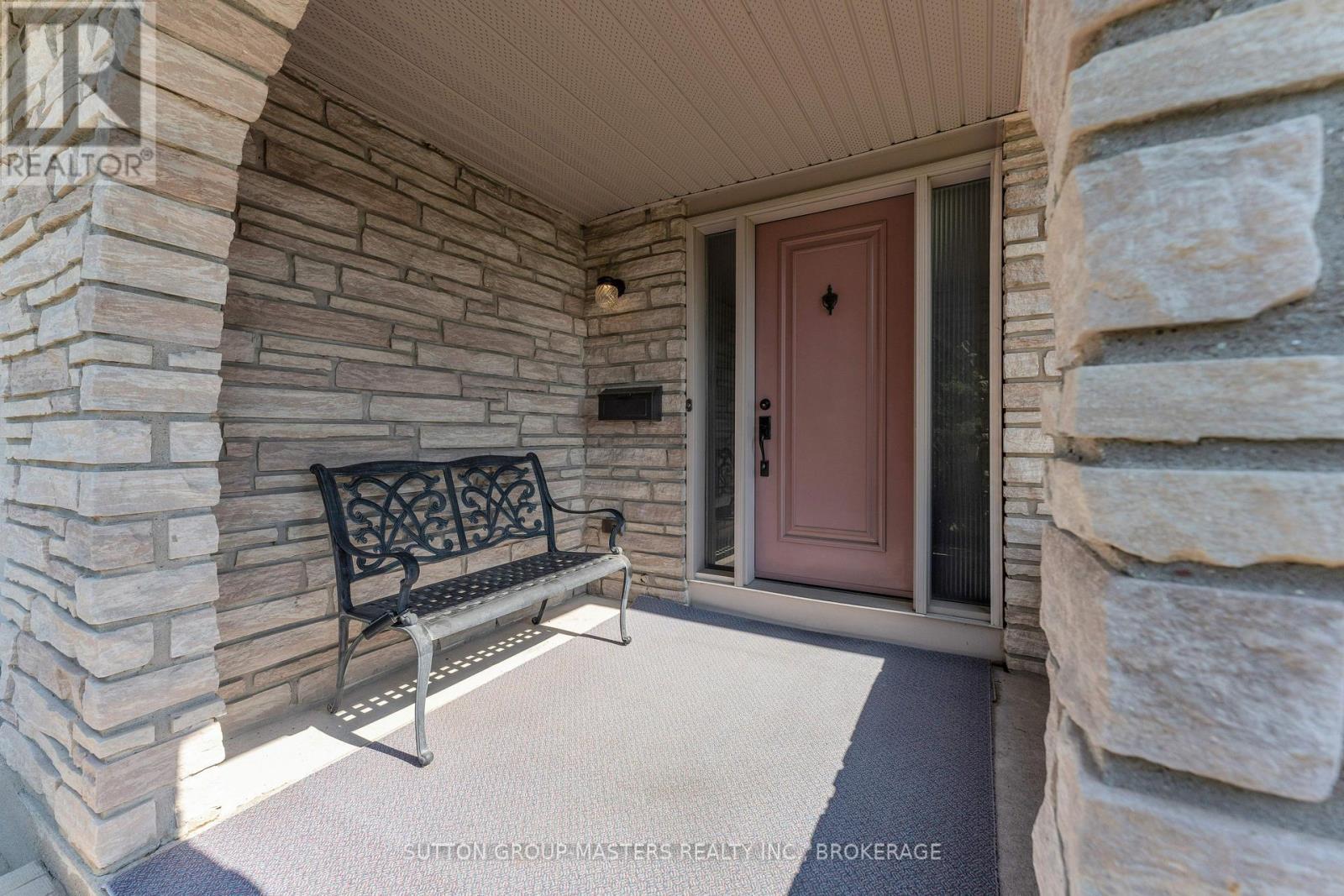883 Ludgate Crescent, Kingston, Ontario  K7M 6C7 - Photo 5 - X13648776