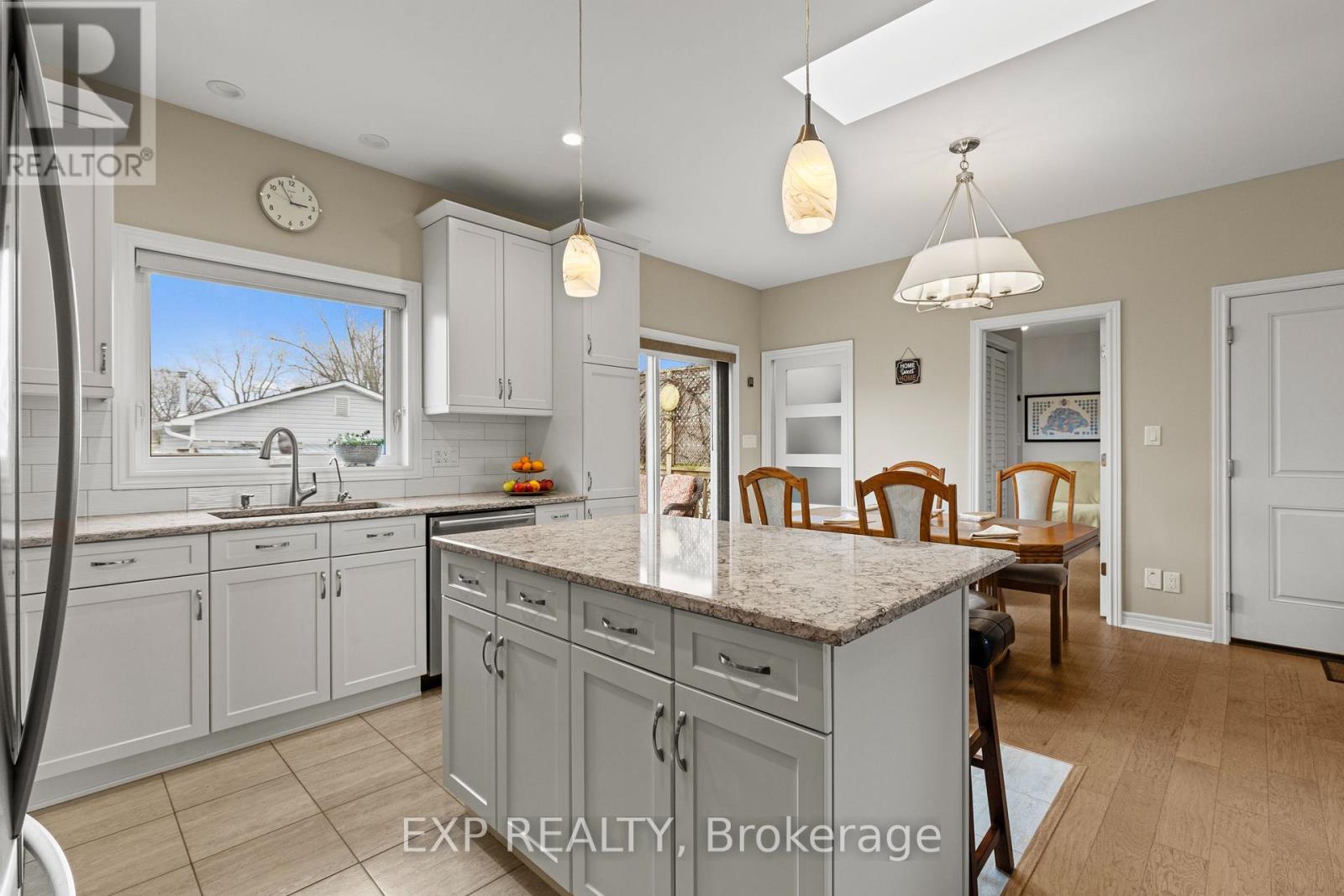 226 Westwood Avenue, Fort Erie, Ontario  L0S 1B0 - Photo 11 - X13648824