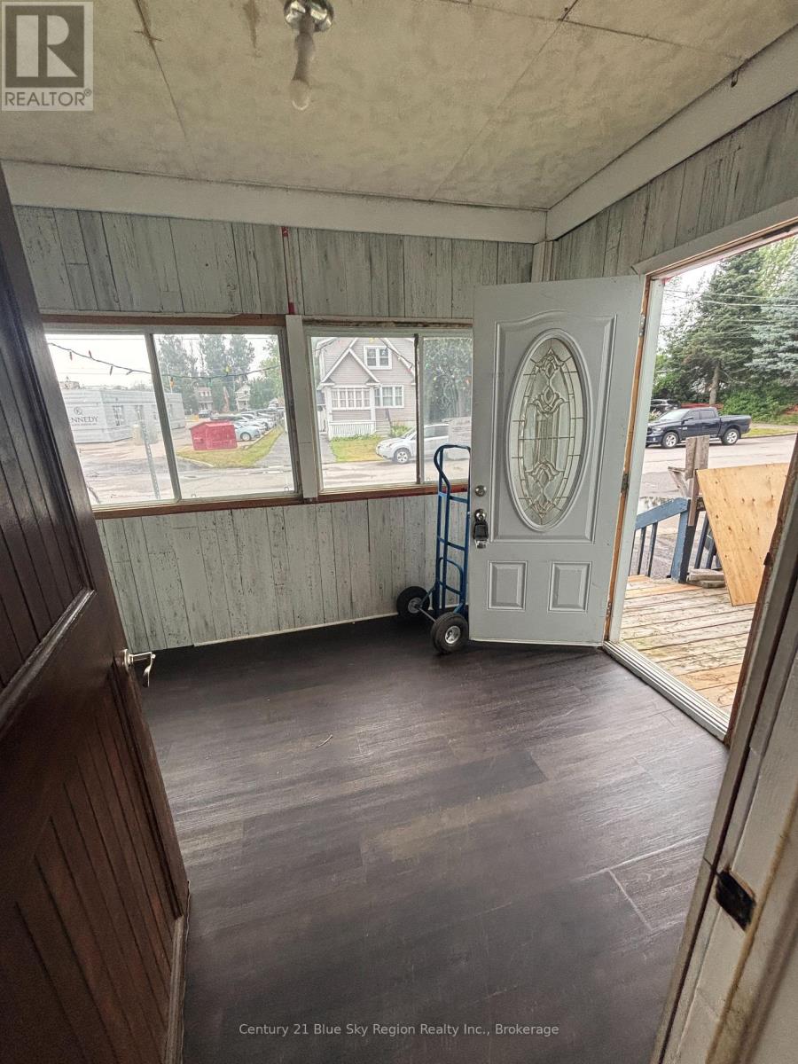 174 Victoria Street W, North Bay, Ontario  P1B 6B3 - Photo 6 - X13648784