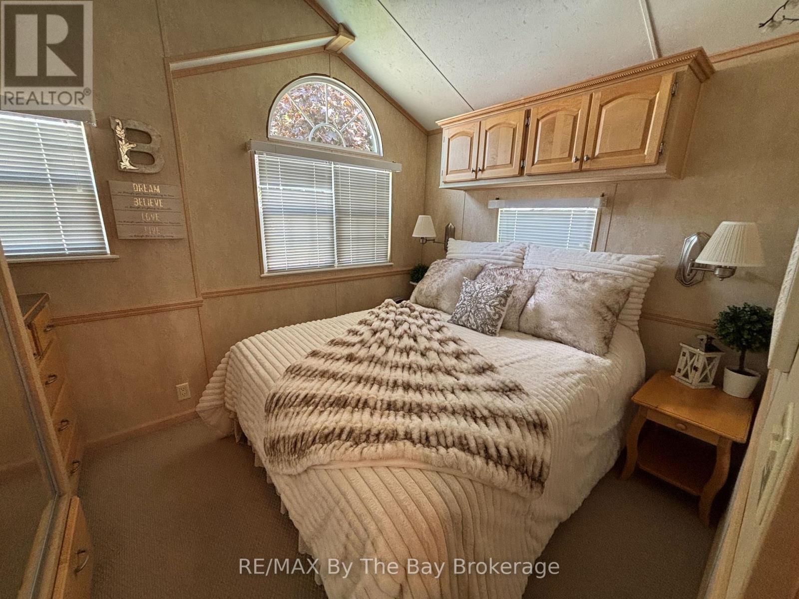 9 White Pines Trail, Wasaga Beach, Ontario  L9Z 1X7 - Photo 21 - S13648782