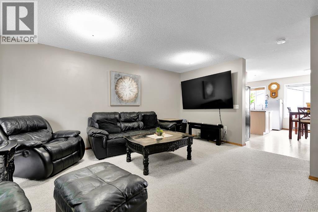 238 Covepark Way NE, calgary, Alberta