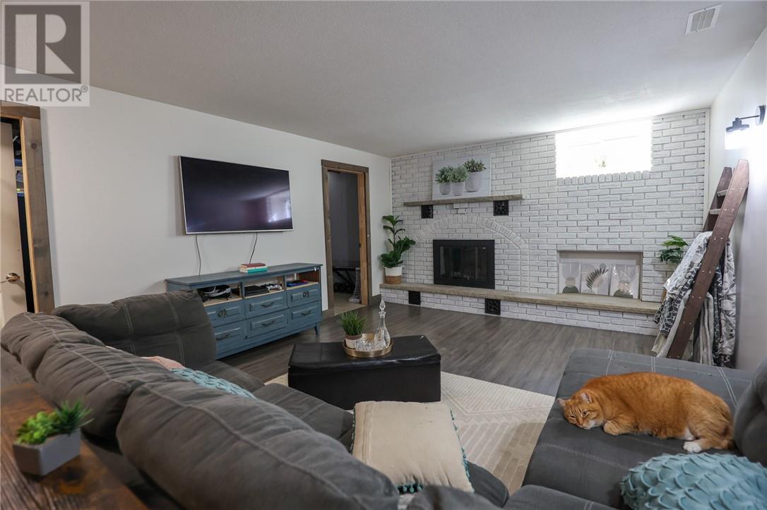 25 Goodman Avenue, Espanola, Ontario  P5E 1A5 - Photo 43 - 2129676