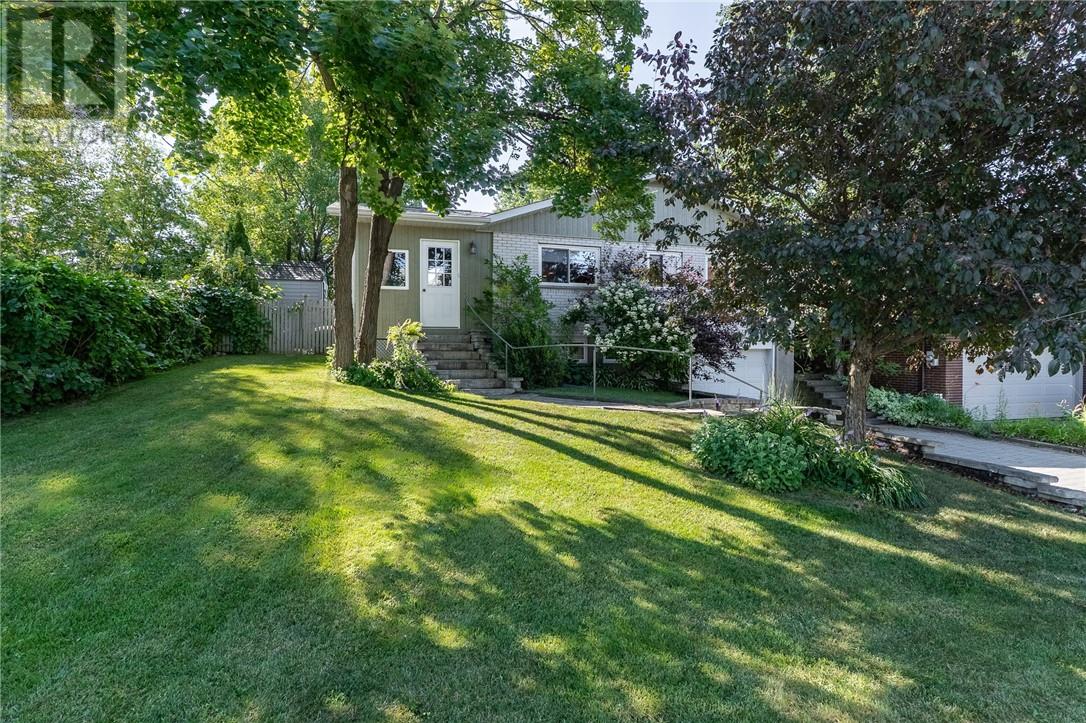 51 Maki Avenue, Greater Sudbury, Ontario  P3E 2P3 - Photo 2 - 2129394