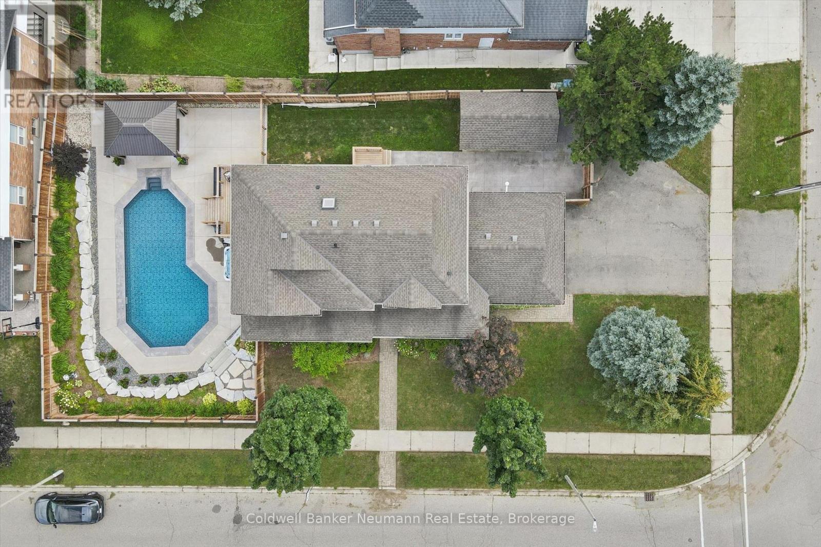 1 Teal Drive, Guelph (Kortright Hills), Ontario  N1C 1G3 - Photo 42 - X13648720