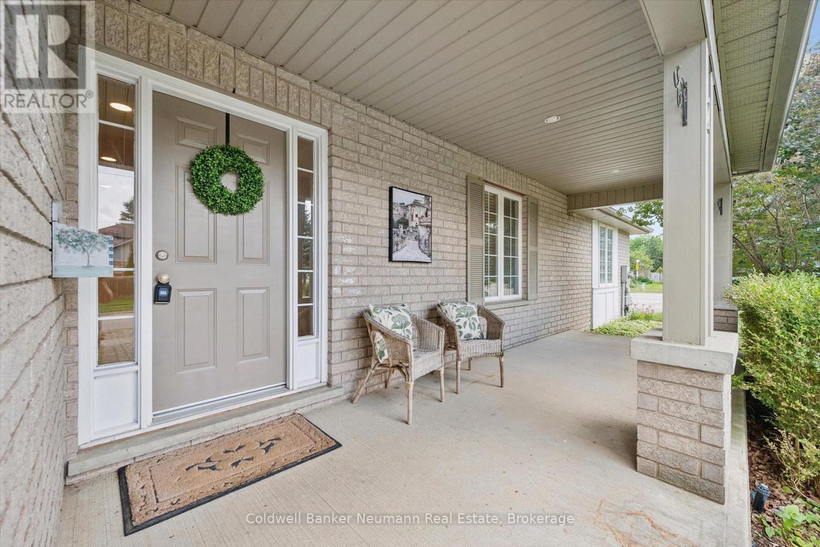 1 Teal Drive, Guelph (Kortright Hills), Ontario  N1C 1G3 - Photo 47 - X13648720