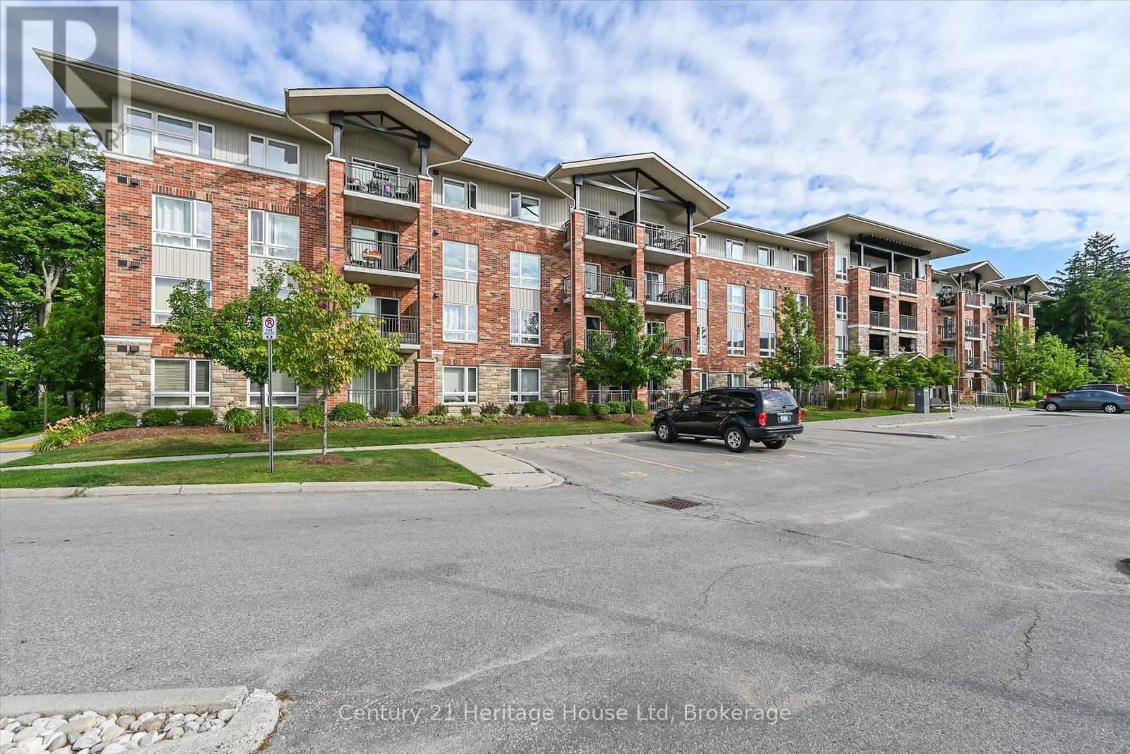 302 - 625 ST DAVID STREET S, centre wellington (fergus), Ontario