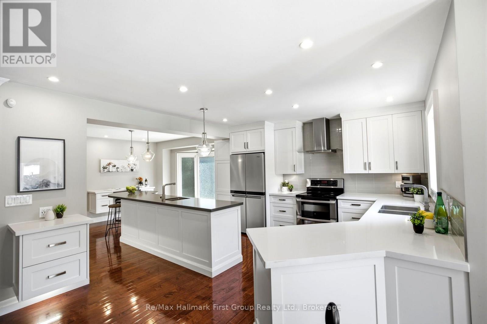 75 Allayden Drive, Whitby, Ontario  L1P 1L5 - Photo 13 - E13648748