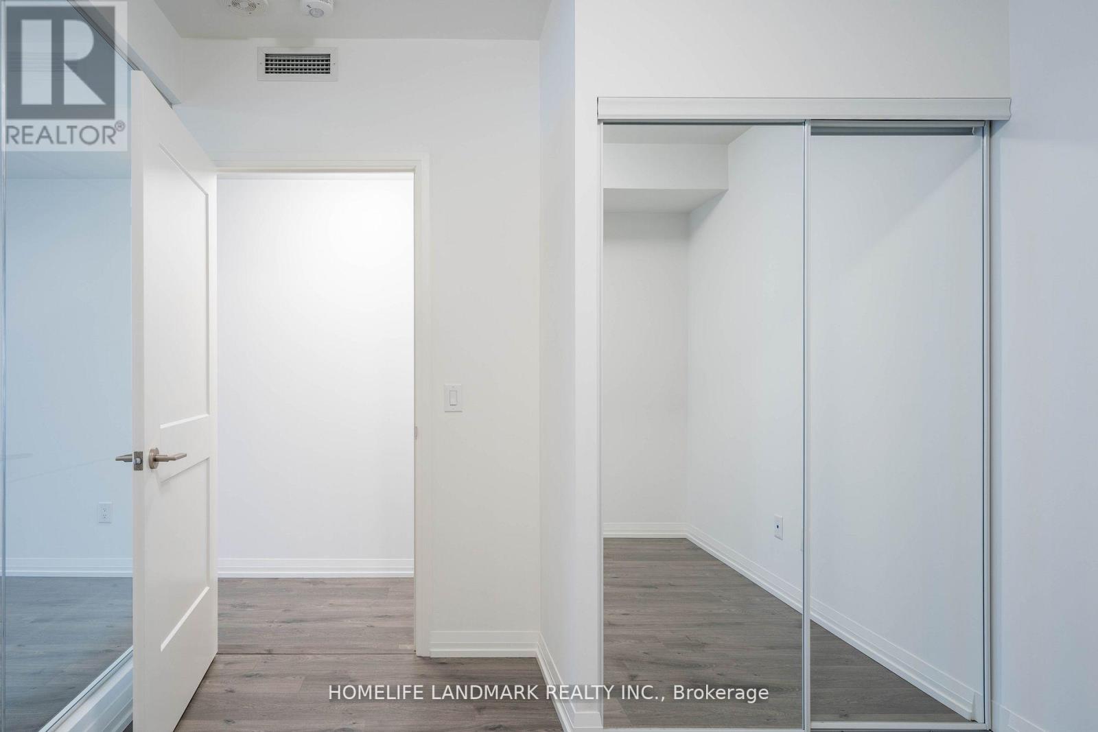 601 - 8 Widmer Street, Toronto, Ontario  M5V 0W6 - Photo 9 - C13648734