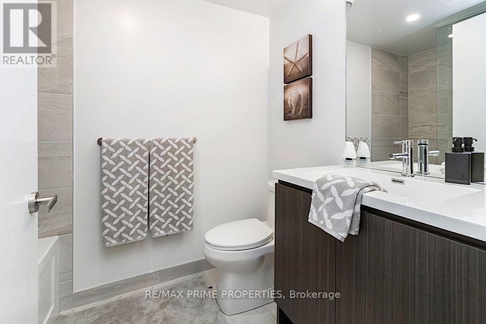 4007 - 55 Cooper Street, Toronto, Ontario  M5E 0G1 - Photo 25 - C13648766