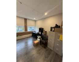 204 2469 MONTROSE AVENUE, Abbotsford, British Columbia