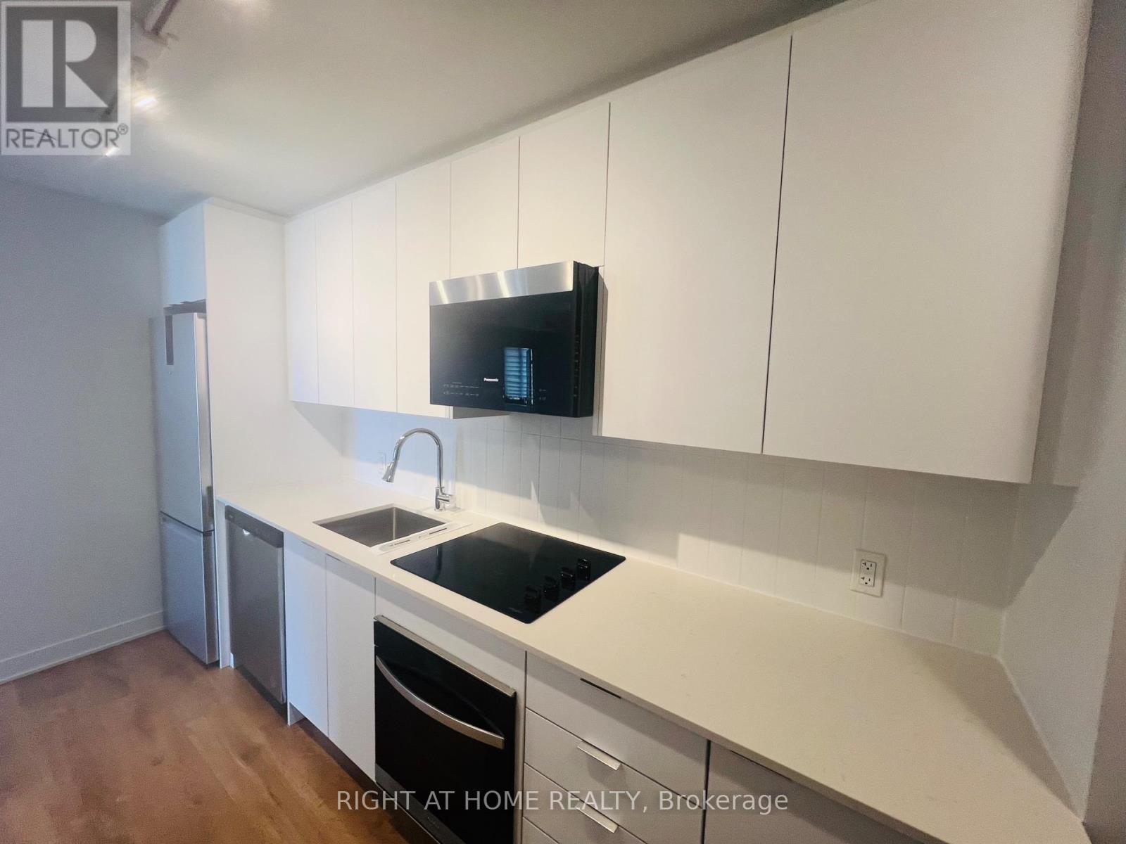 2402 - 2920 Highway 7 Road, Vaughan (Concord), Ontario  L4K 0P4 - Photo 12 - N13648738