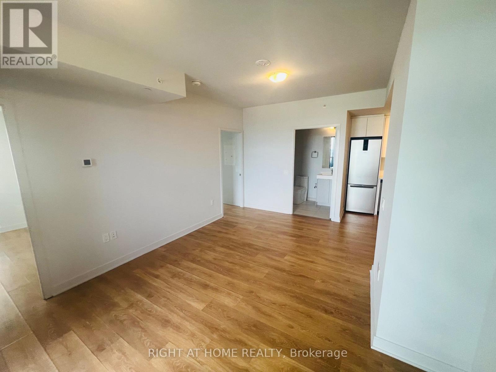 2402 - 2920 Highway 7 Road, Vaughan (Concord), Ontario  L4K 0P4 - Photo 18 - N13648738