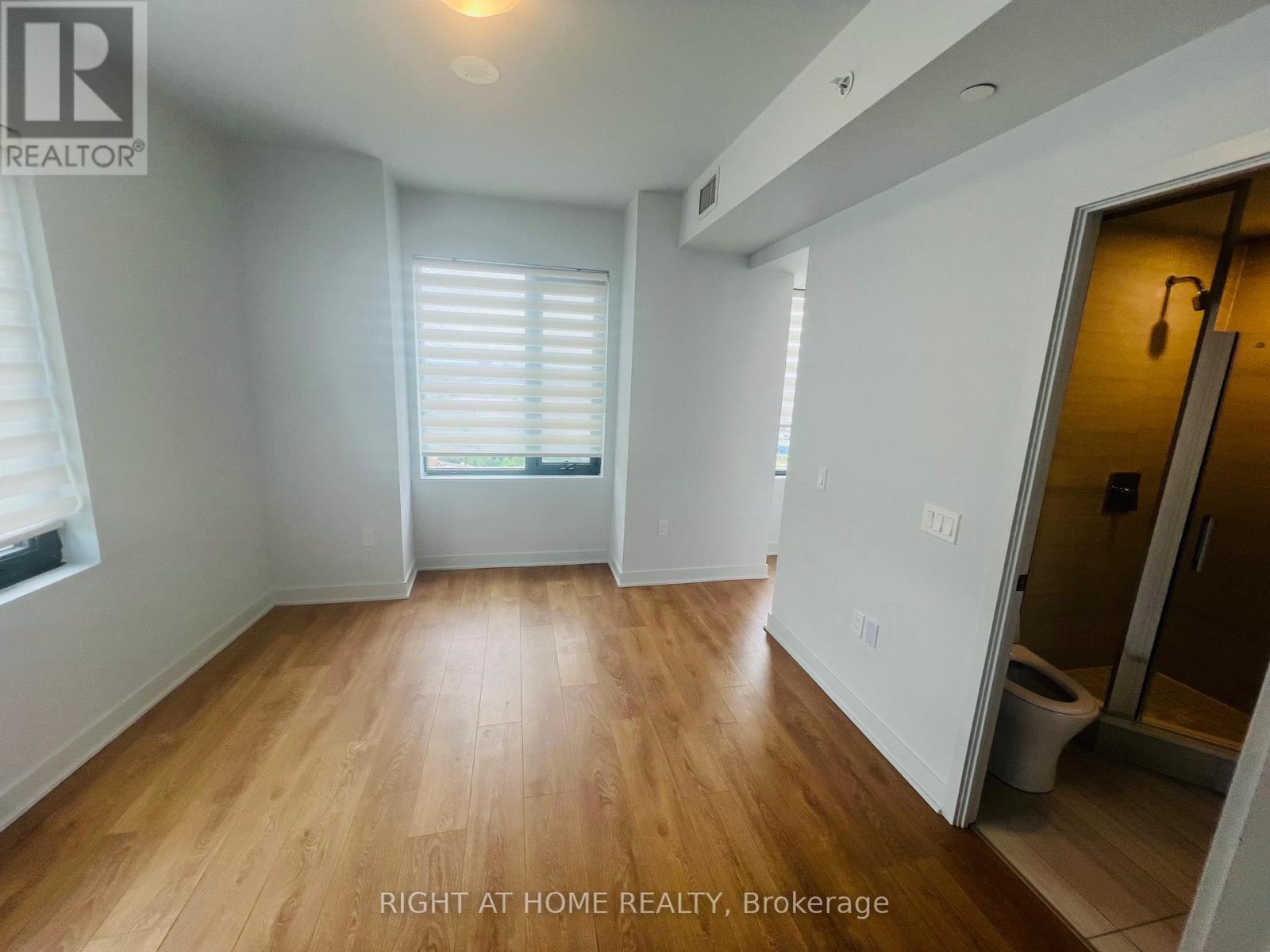 2402 - 2920 Highway 7 Road, Vaughan (Concord), Ontario  L4K 0P4 - Photo 19 - N13648738