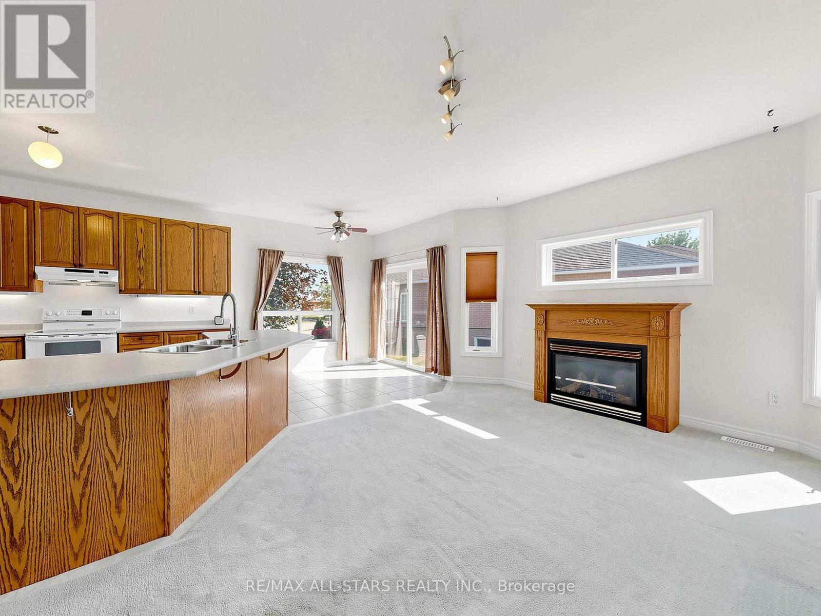 1178 Mitchell Court, Innisfil, Ontario  L9S 5A5 - Photo 10 - N13648760