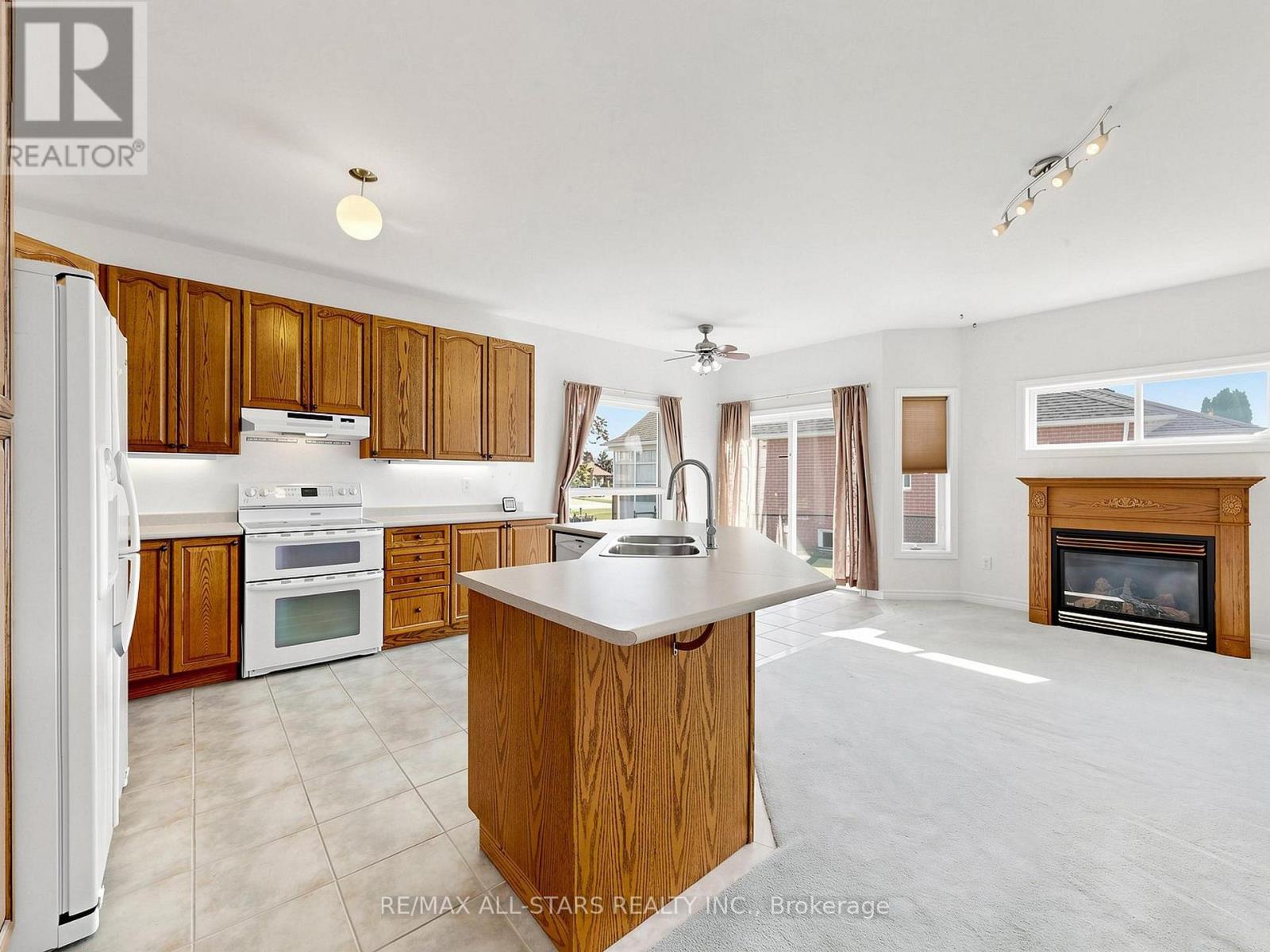 1178 Mitchell Court, Innisfil, Ontario  L9S 5A5 - Photo 11 - N13648760