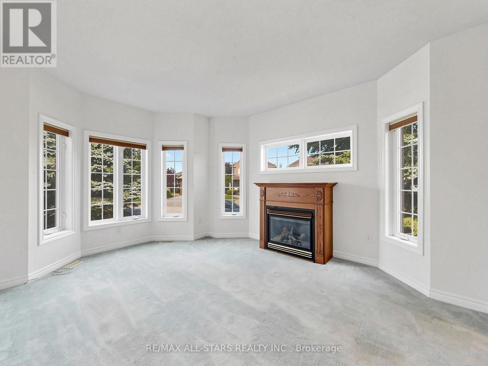 1178 Mitchell Court, Innisfil, Ontario  L9S 5A5 - Photo 4 - N13648760