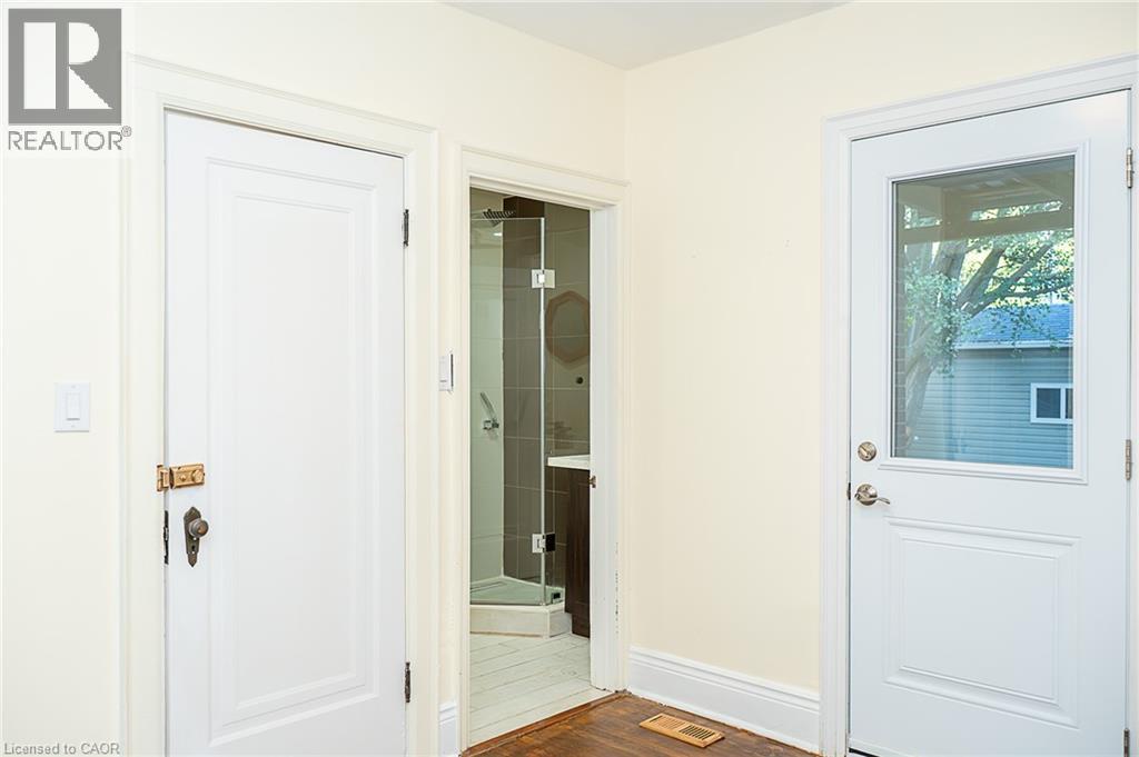 41 Paradise Road S, Hamilton, Ontario  L8S 1S3 - Photo 14 - 40854086
