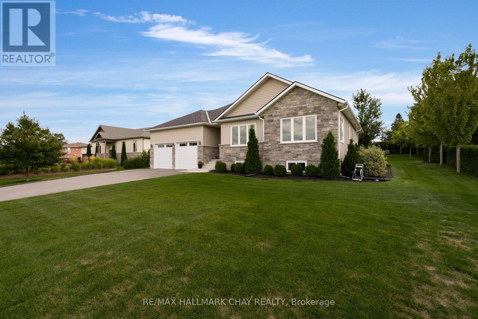 1415 15 16 Side Road E, Oro-Medonte, Ontario  L0L 1T0 - Photo 4 - S13648774