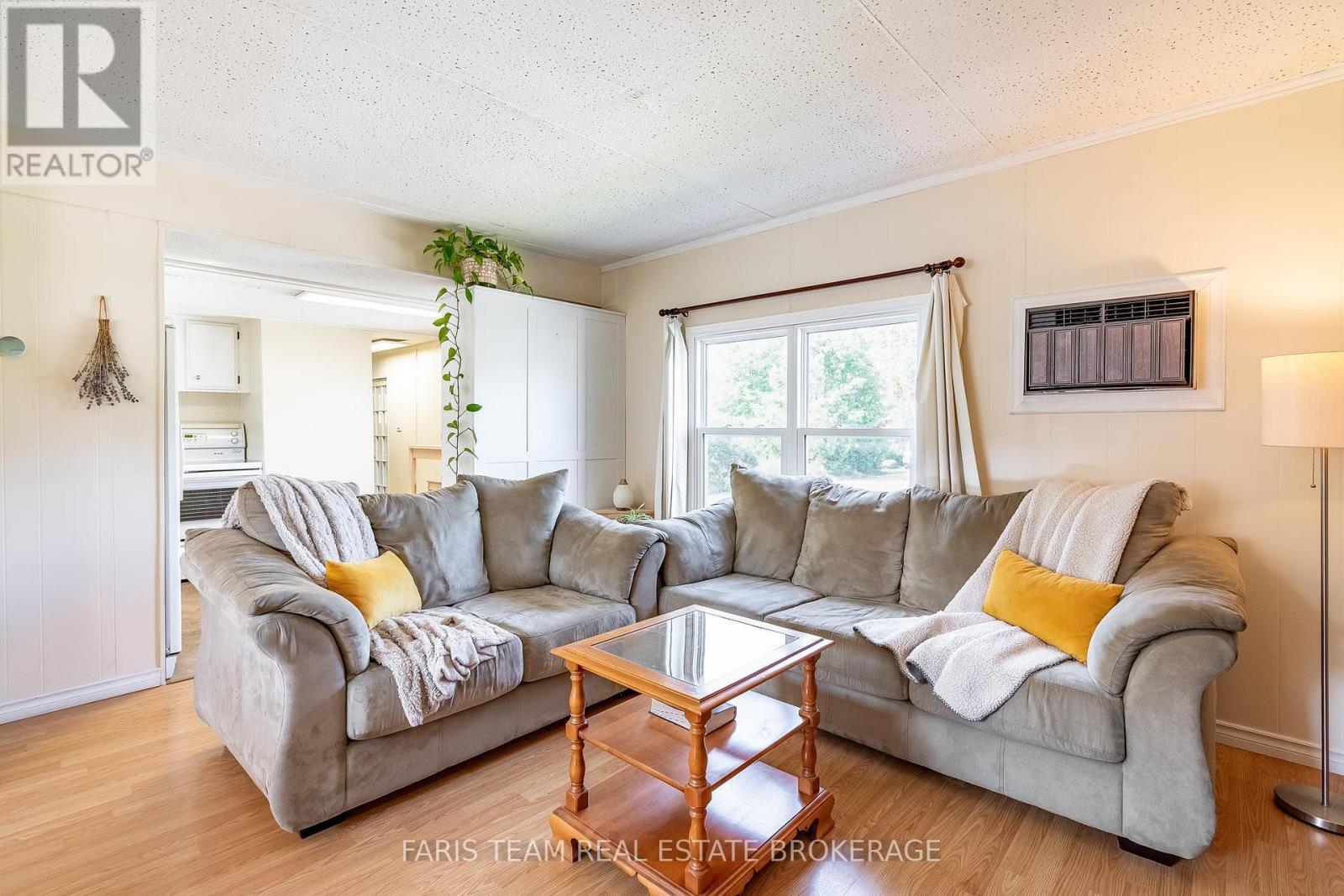 1295 Hilltop Road, Severn, Ontario  L3V 0V1 - Photo 11 - S13648830