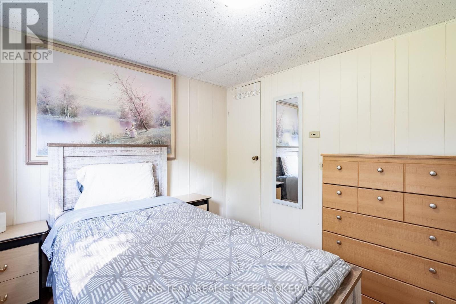 1295 Hilltop Road, Severn, Ontario  L3V 0V1 - Photo 16 - S13648830