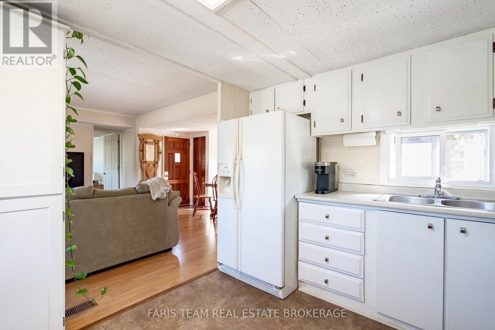 1295 Hilltop Road, Severn, Ontario  L3V 0V1 - Photo 5 - S13648830