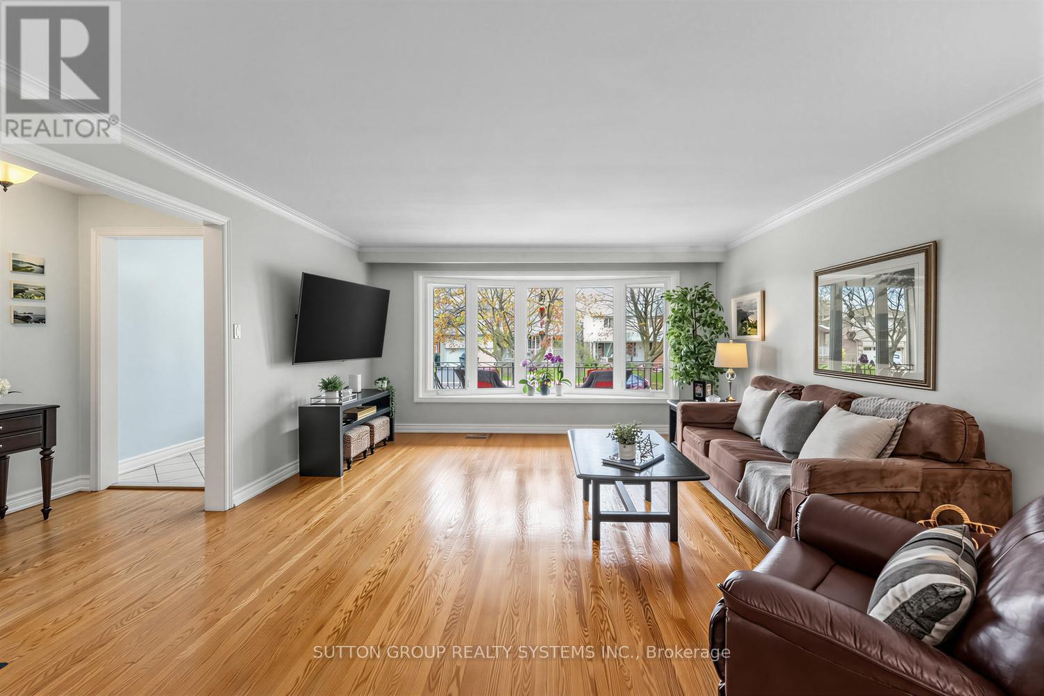228 Chantenay Drive, Mississauga, Ontario  L5A 1E4 - Photo 6 - W13648736