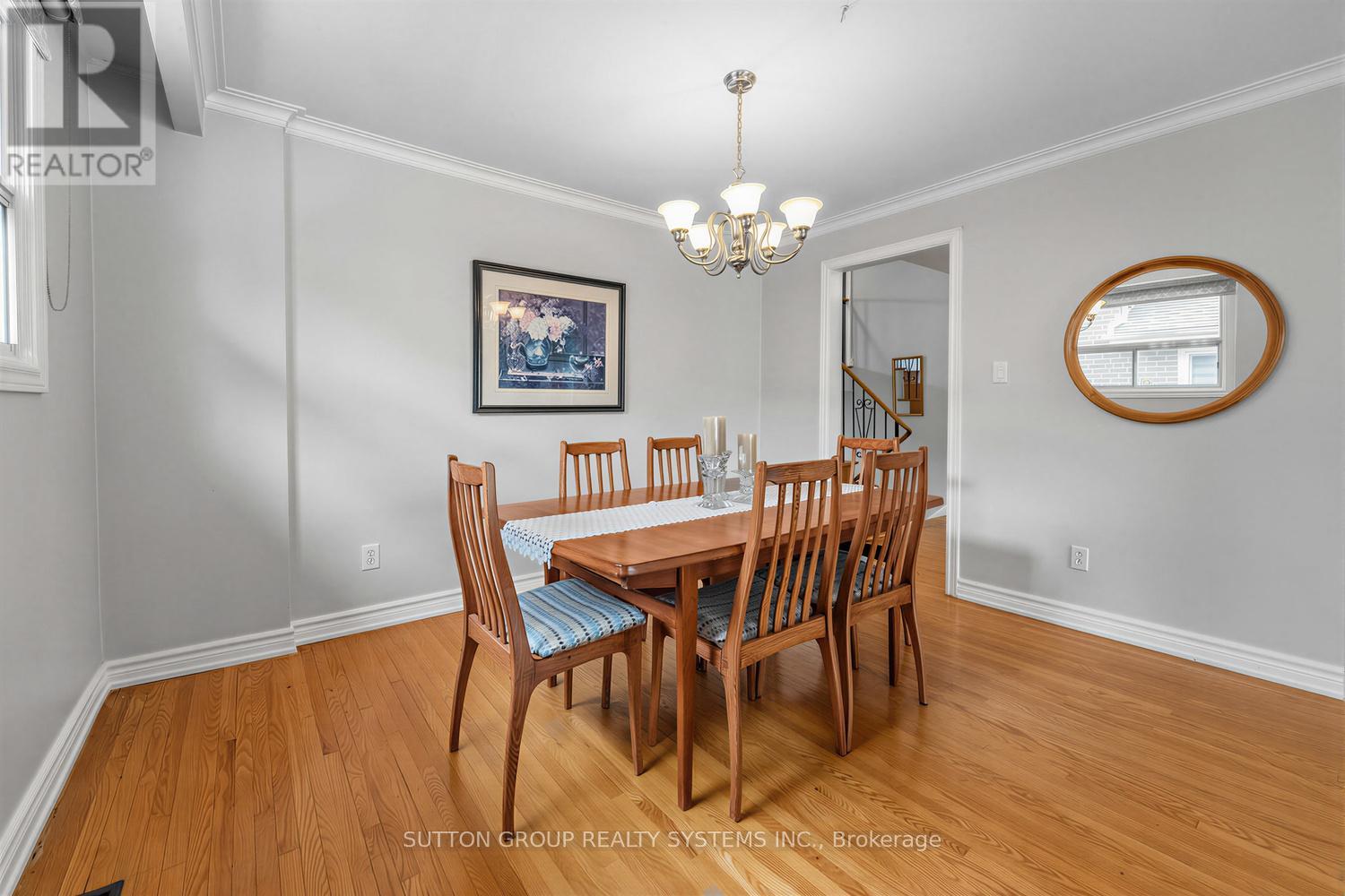 228 Chantenay Drive, Mississauga, Ontario  L5A 1E4 - Photo 9 - W13648736
