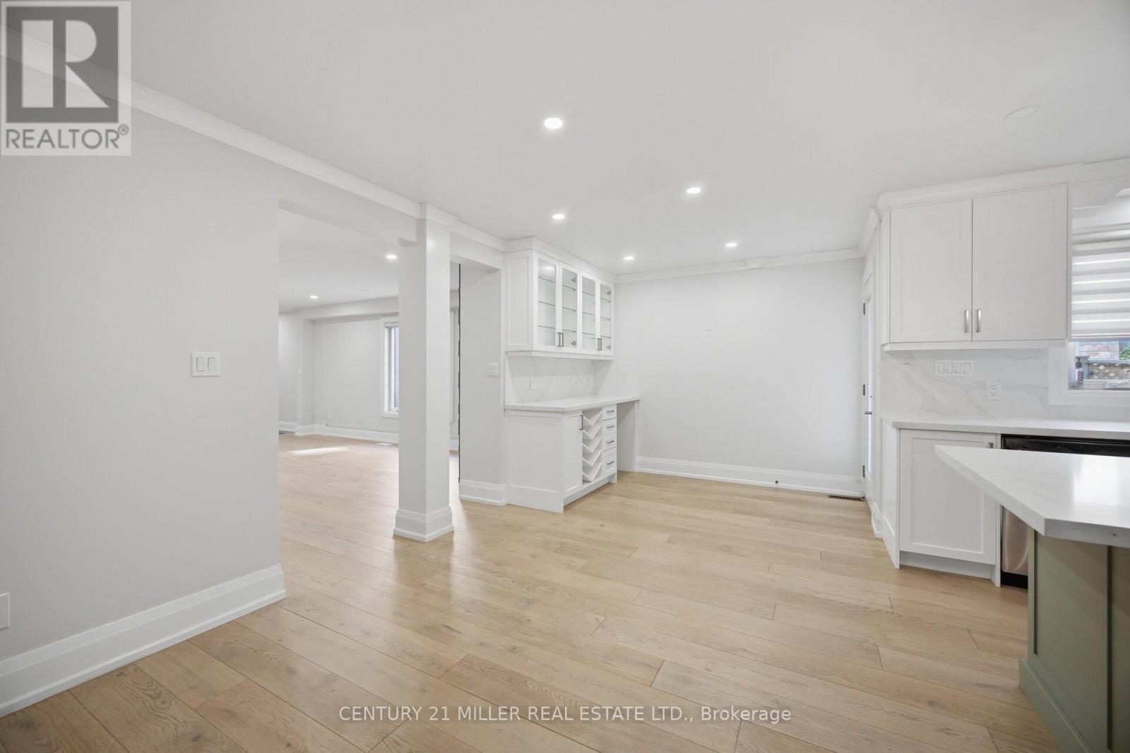 689 Macbeth Heights, Mississauga, Ontario  L5W 1E5 - Photo 12 - W13648740
