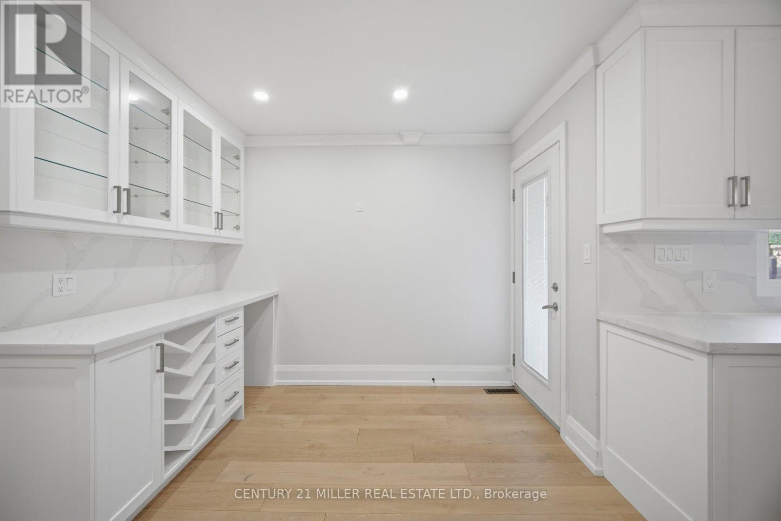 689 Macbeth Heights, Mississauga, Ontario  L5W 1E5 - Photo 14 - W13648740