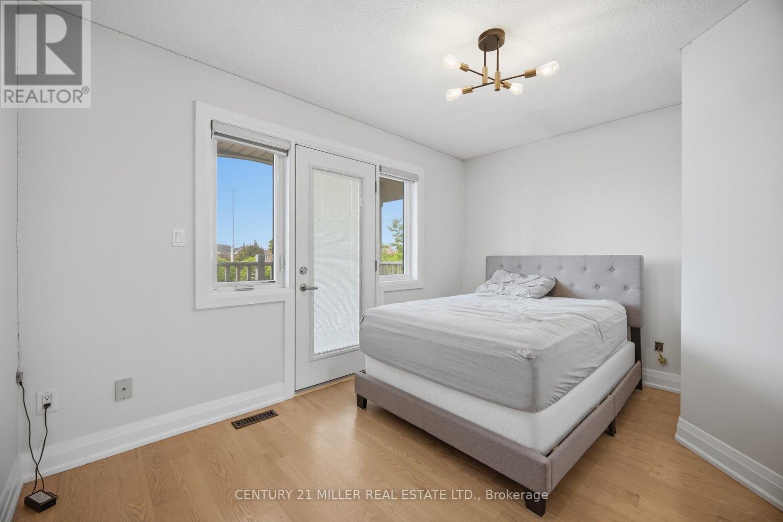 689 Macbeth Heights, Mississauga, Ontario  L5W 1E5 - Photo 31 - W13648740