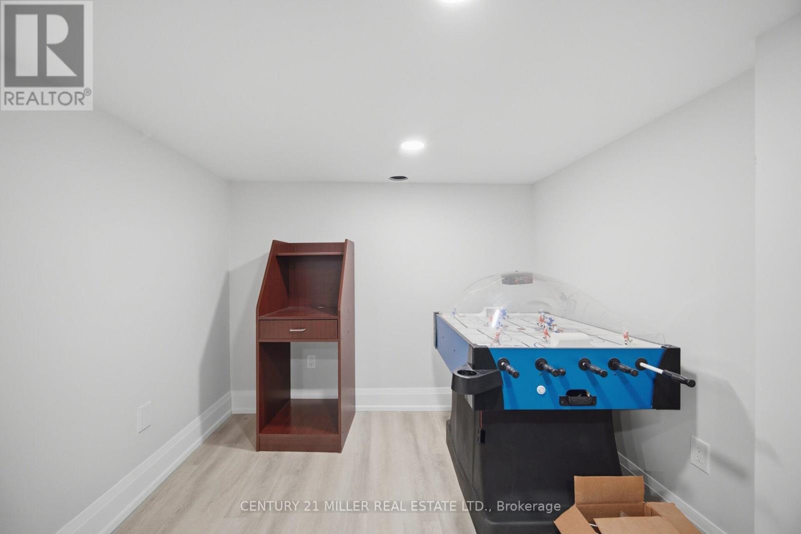 689 Macbeth Heights, Mississauga, Ontario  L5W 1E5 - Photo 45 - W13648740