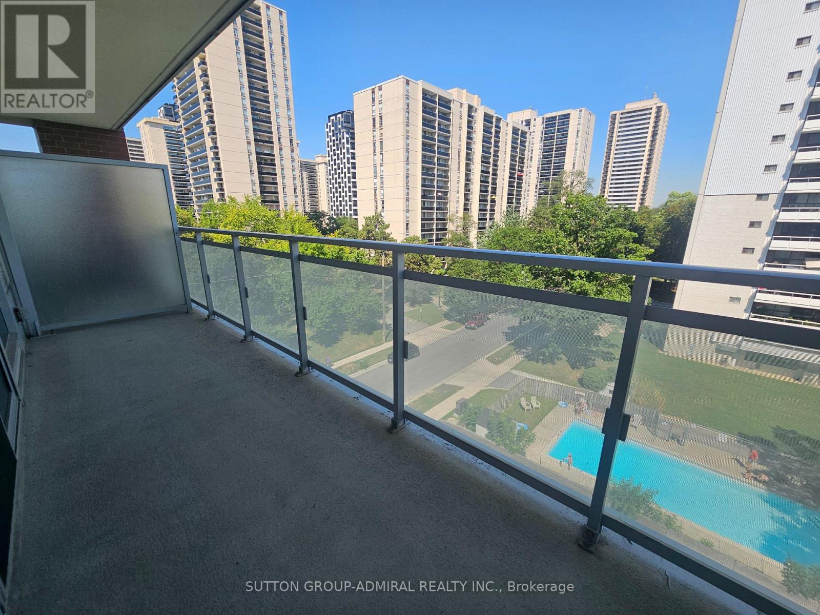 636 - 1830 Bloor Street W, Toronto, Ontario  M6P 3K6 - Photo 12 - W13648768