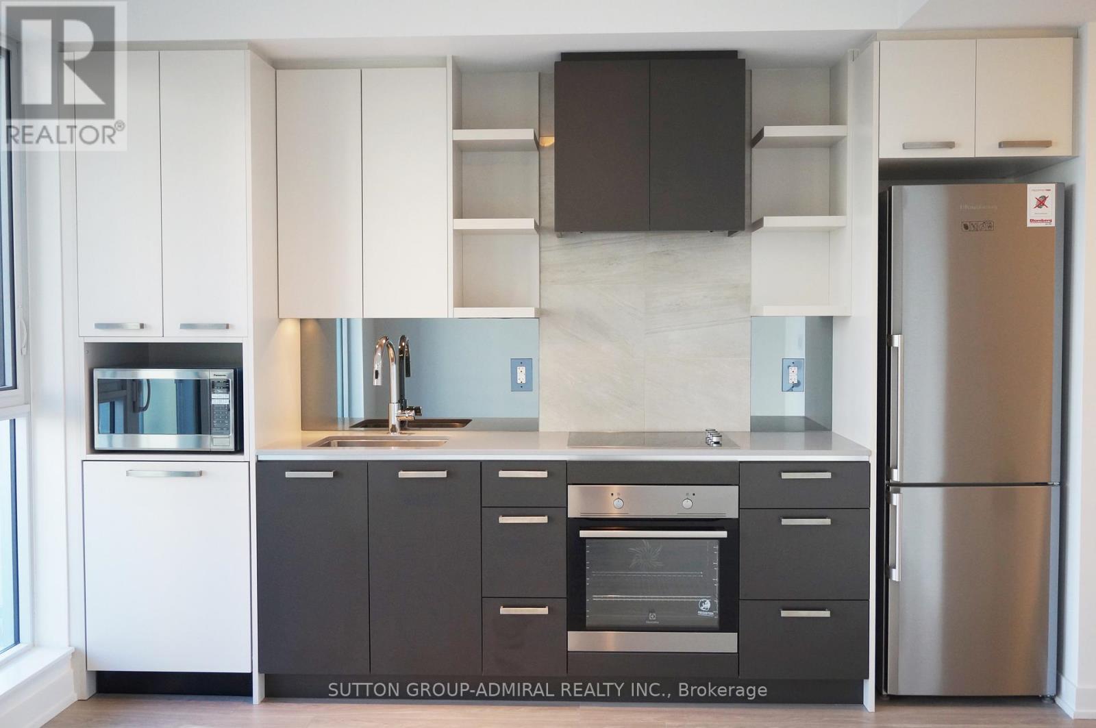 636 - 1830 Bloor Street W, Toronto, Ontario  M6P 3K6 - Photo 4 - W13648768