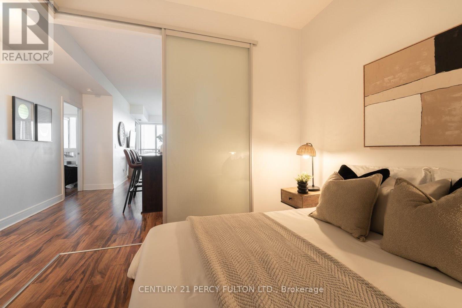 1510 - 35 Brian Peck Crescent, Toronto, Ontario M4G 0A5 - Photo 10 - C13412072