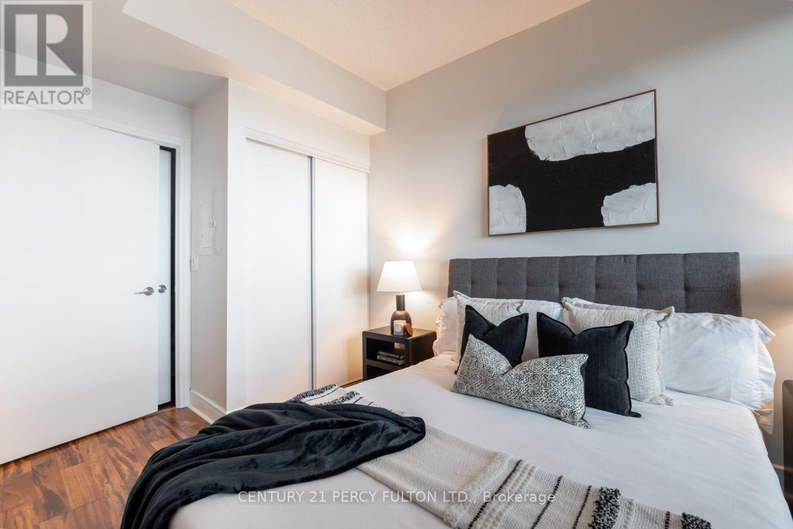 1510 - 35 Brian Peck Crescent, Toronto, Ontario M4G 0A5 - Photo 18 - C13412072