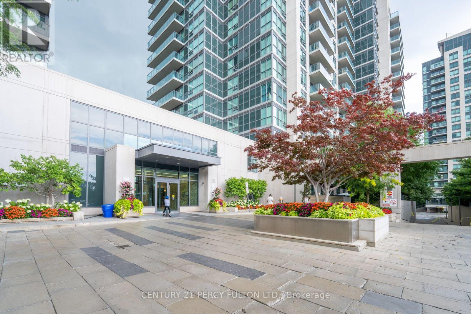 1510 - 35 Brian Peck Crescent, Toronto, Ontario M4G 0A5 - Photo 4 - C13412072
