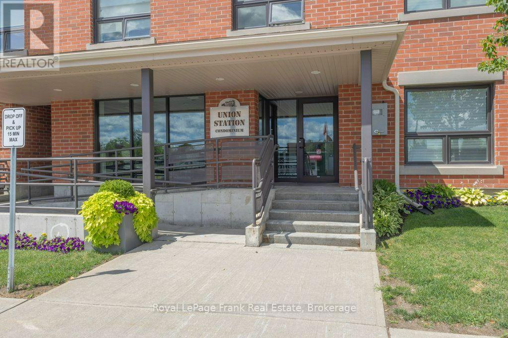 103 - 58 GLENELG STREET W, Kawartha Lakes, Ontario