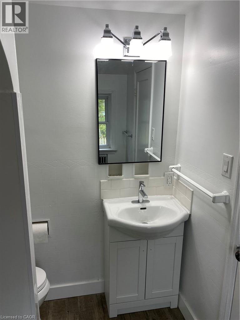 49 West Avenue, Kitchener, Ontario  N2M 1X4 - Photo 4 - 40854112