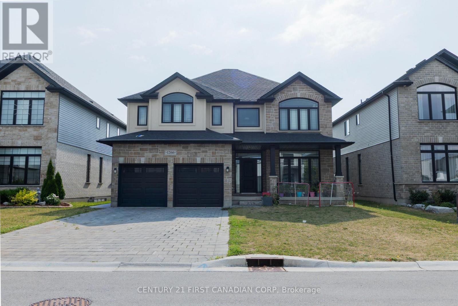 1266 Silverfox Drive, London North, Ontario  N6G 0V8 - Photo 27 - X13584958