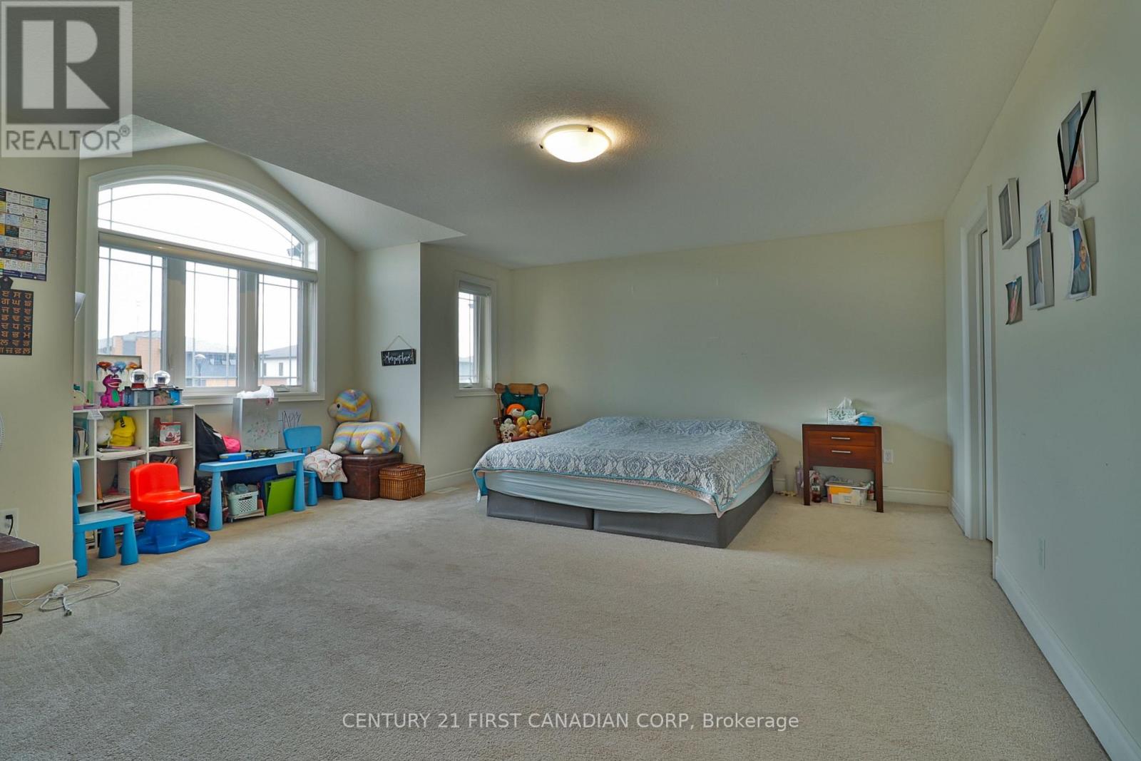 1266 Silverfox Drive, London North, Ontario  N6G 0V8 - Photo 13 - X13584958