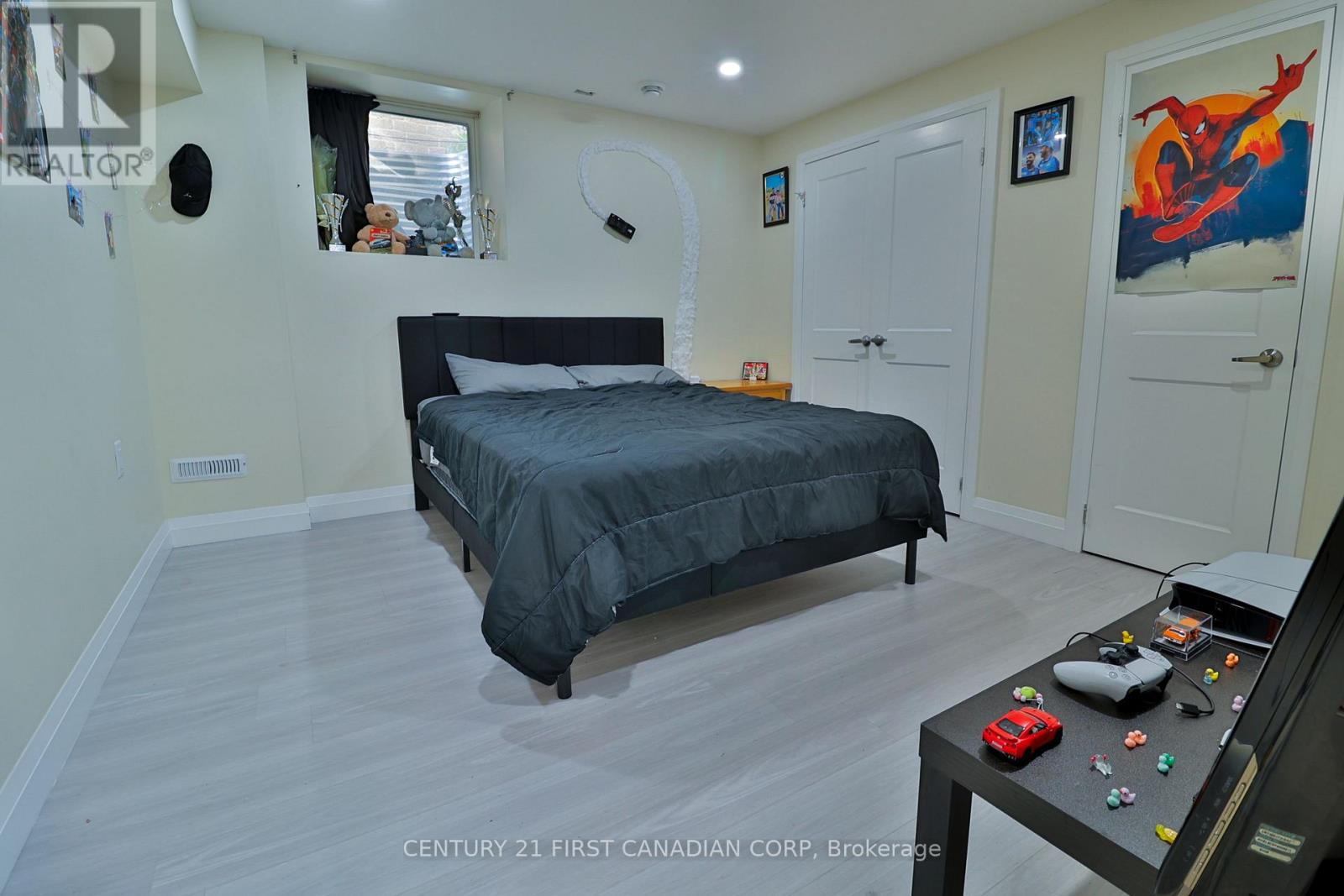 1266 Silverfox Drive, London North, Ontario  N6G 0V8 - Photo 32 - X13584958