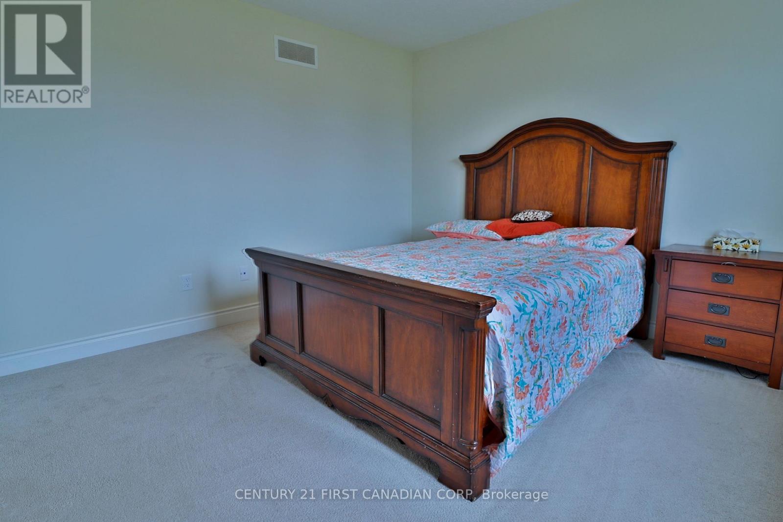 1266 Silverfox Drive, London North, Ontario  N6G 0V8 - Photo 3 - X13584958