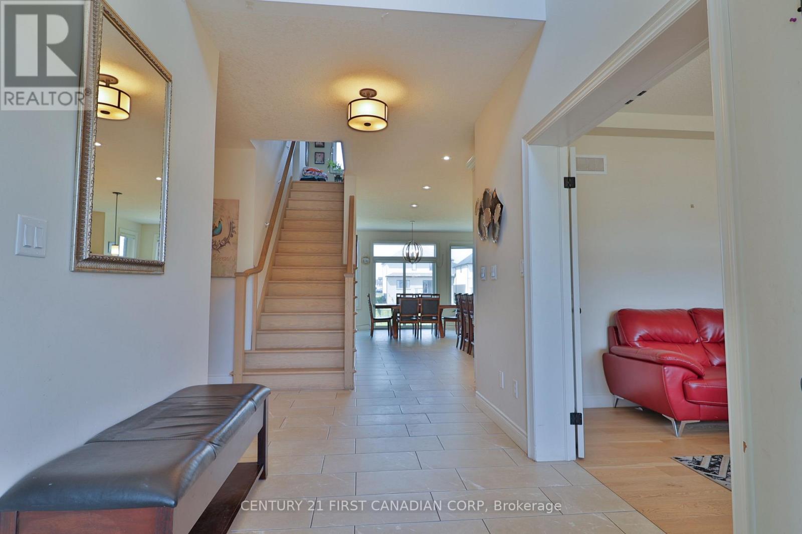 1266 Silverfox Drive, London North, Ontario  N6G 0V8 - Photo 35 - X13584958