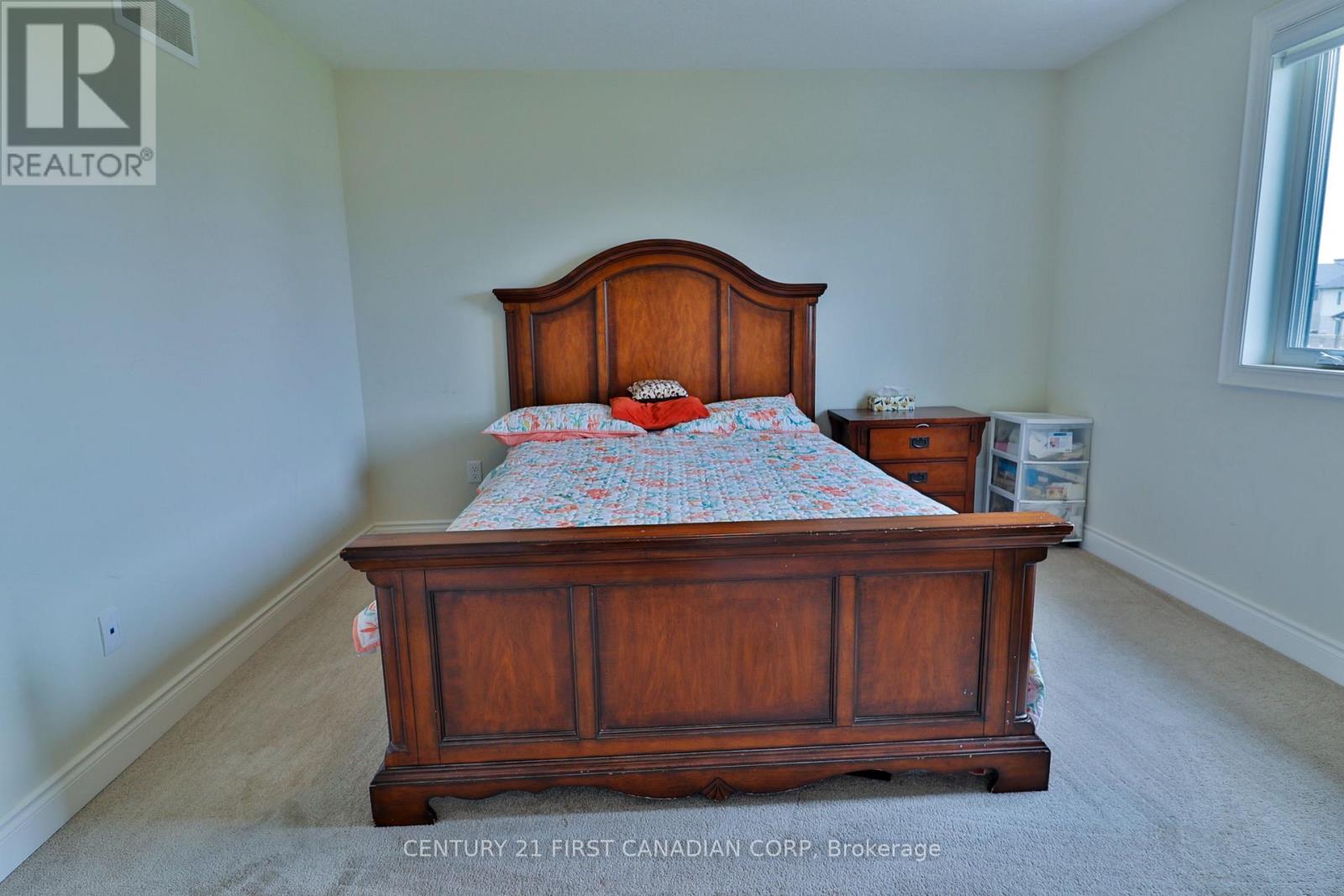 1266 Silverfox Drive, London North, Ontario  N6G 0V8 - Photo 37 - X13584958