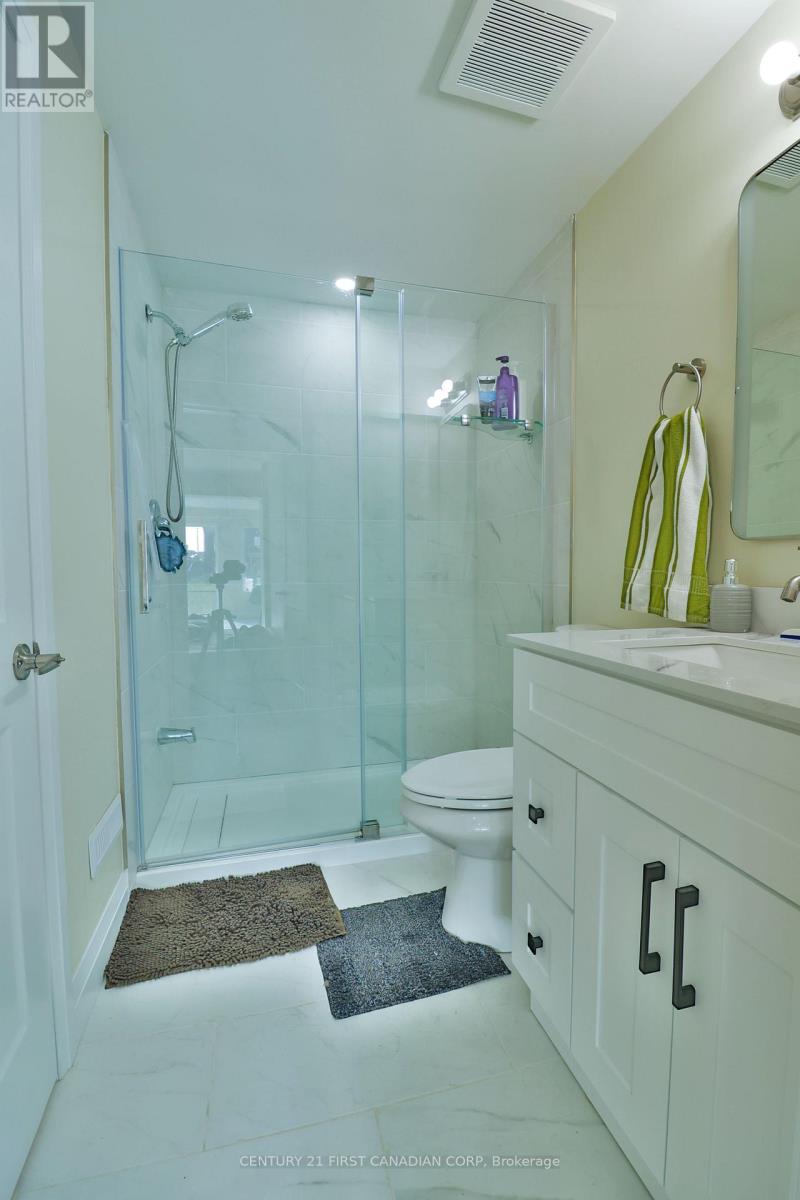 1266 Silverfox Drive, London North, Ontario  N6G 0V8 - Photo 7 - X13584958