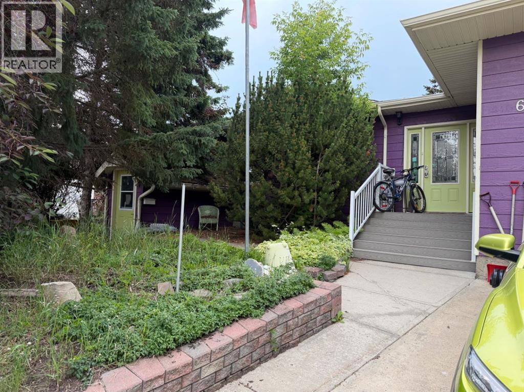 6409 94a Street, Grande Prairie, Alberta  T8W 1B8 - Photo 3 - A2325116