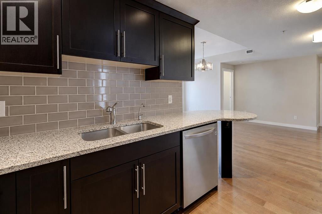 810, 16 Varsity Estates Circle NW, Calgary, Alberta  T3A 2C5 - Photo 8 - A2319972